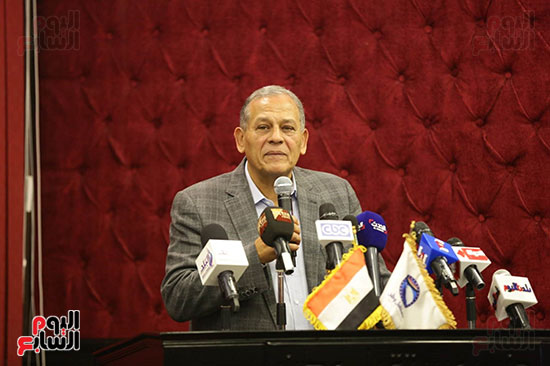 الجلسة الثانية للحوار الوطنى للأحزاب المصرية (10)