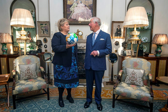 أمير بريطانيا تشارلز يلتقي رئيسة الوزراء النرويجية إيرنا سولبرج في كلارنس هاوس في لندن