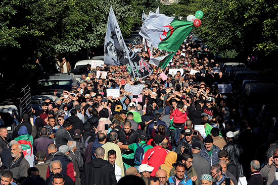 مسيرة حاشدة فى العاصمة الجزائر