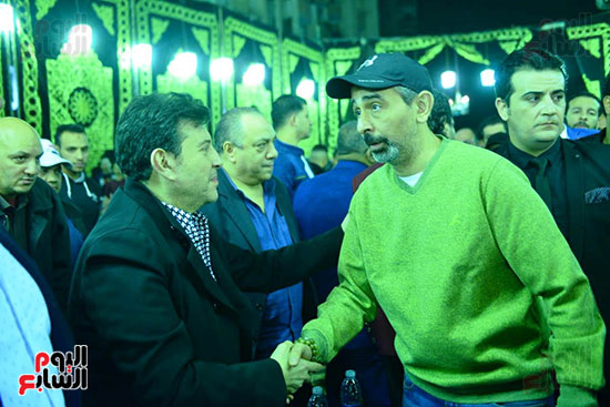 هانى شاكر والممثل مصطفى هريدى فى عزاء شعبان عبد الرحيم