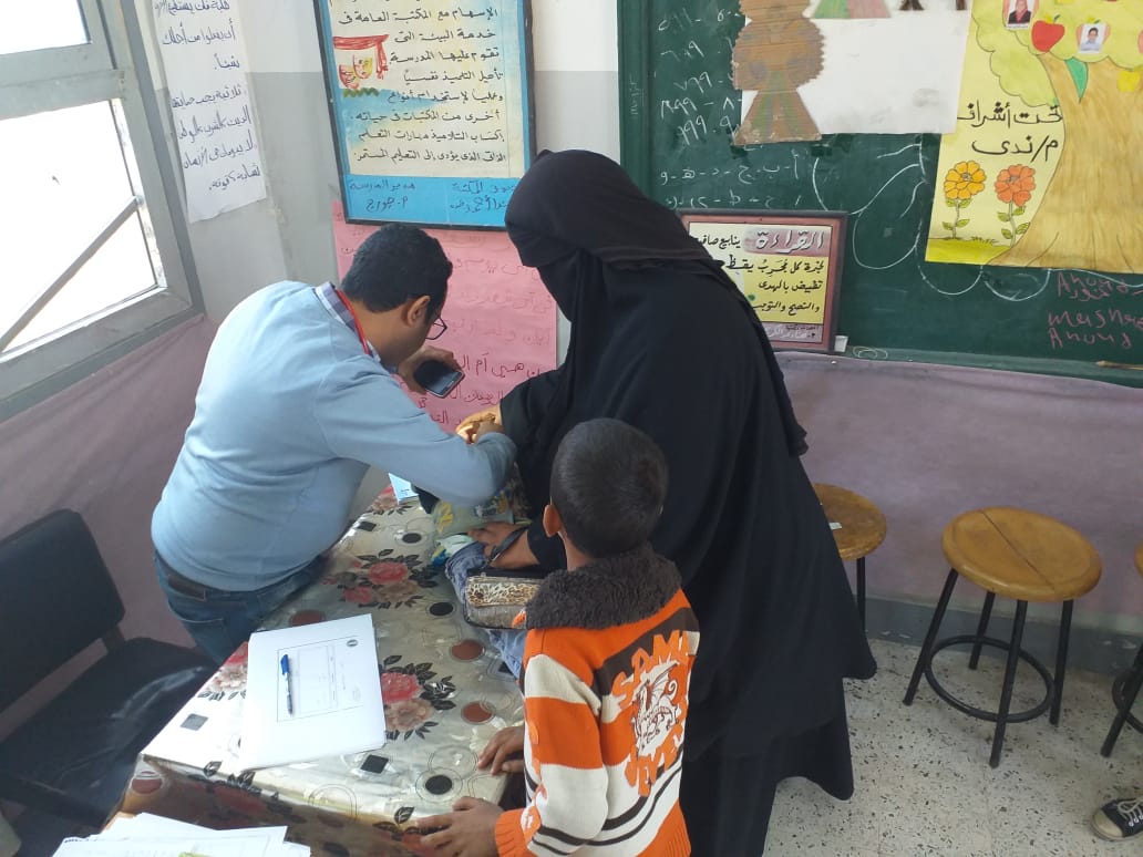 2- الكشف والعلاج لأهالى قرية الفردان 2- الكشف والعلاج لأهالى قرية الفردان