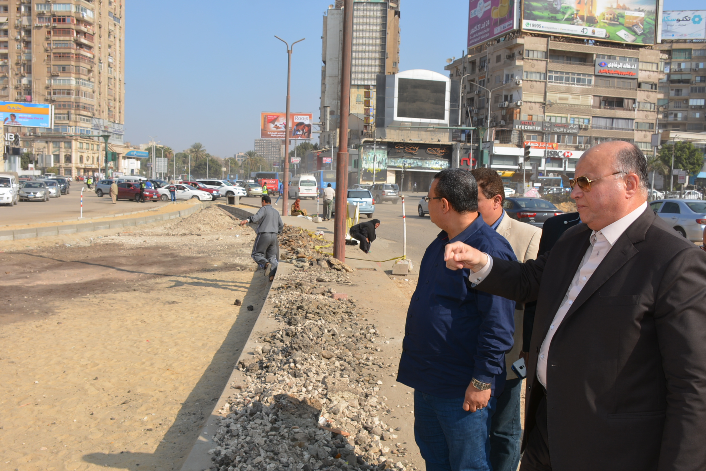 محافظ القاهرة يتفقد أعمال تطوير ميدان روكسى (1)