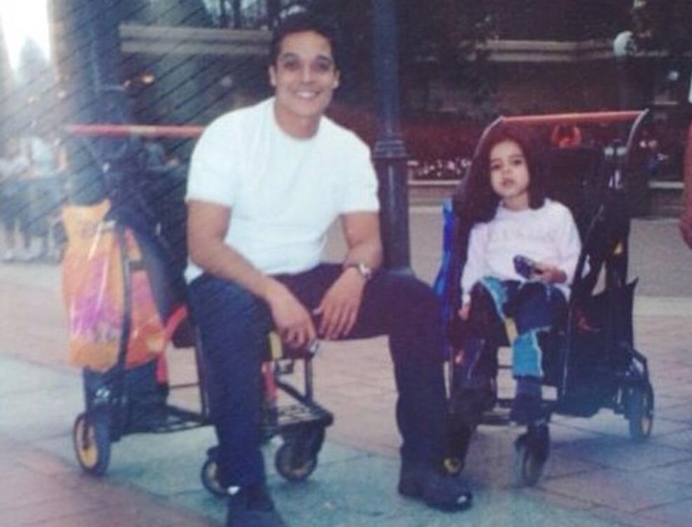 مريم عامر منيب مع والدها