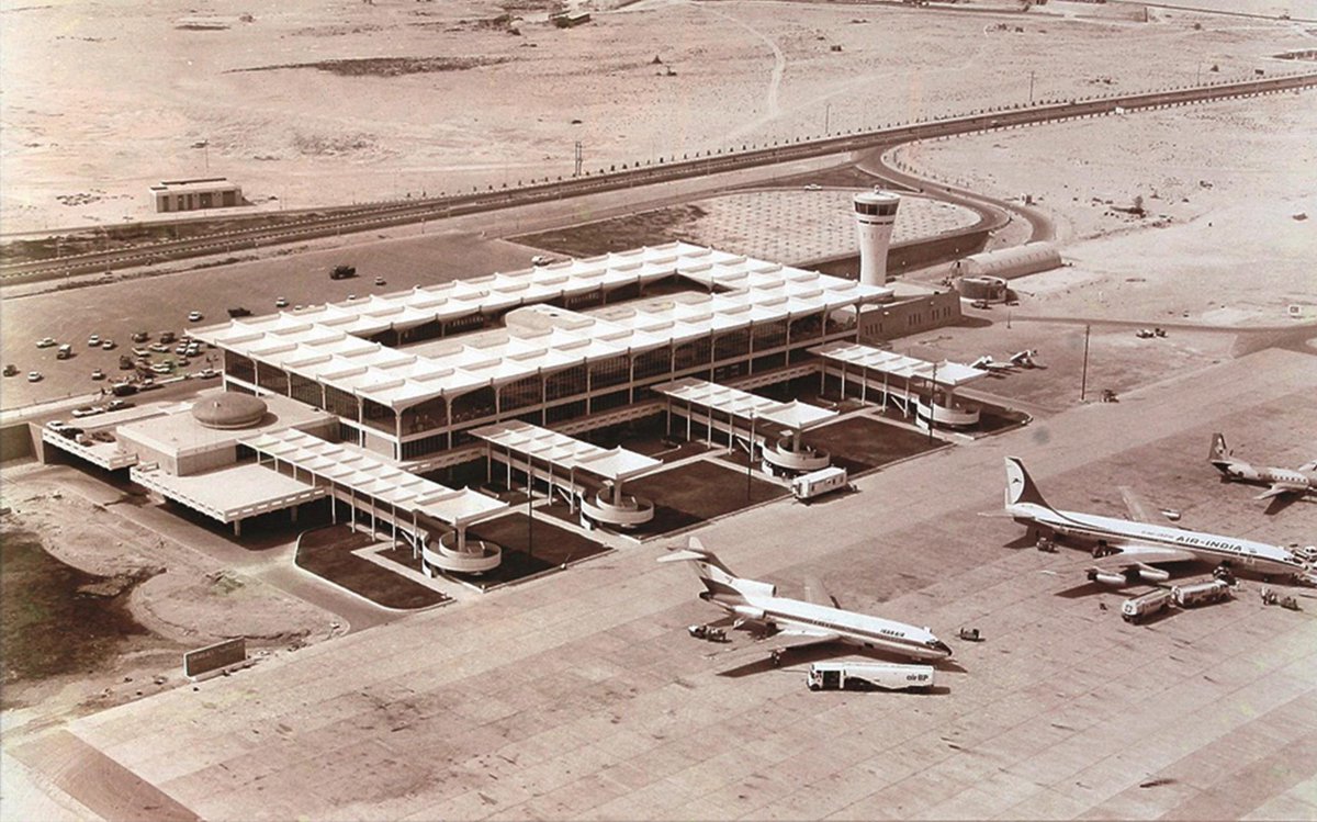 مطار دبى عام 1960