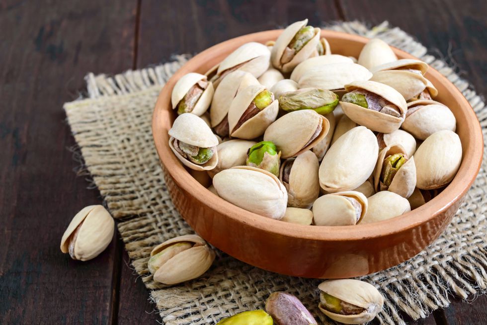 المكسرات المكسرات