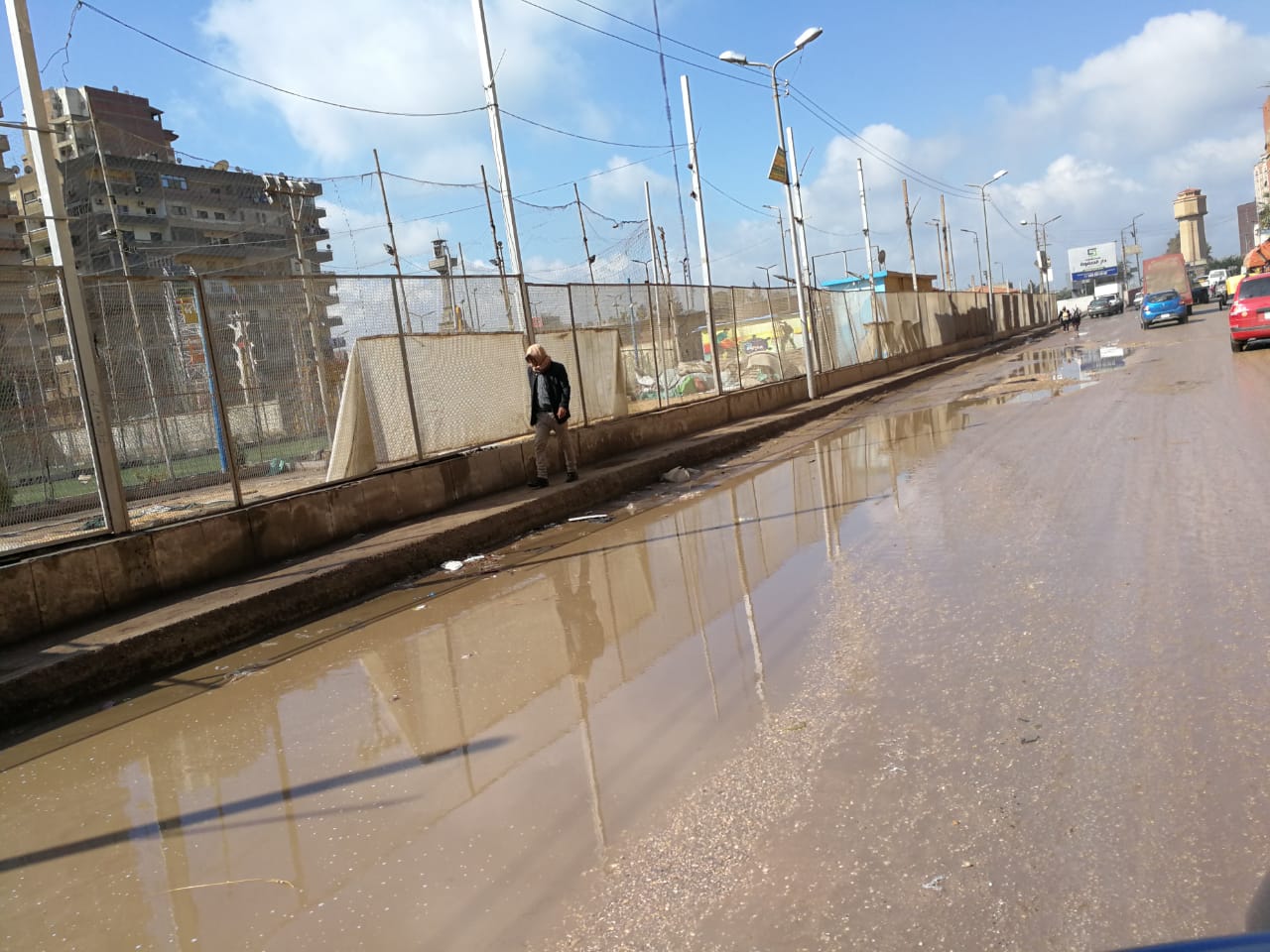 تجمع مياه الأمطار أسفل الكبارى وبشوارع الغربية (9)