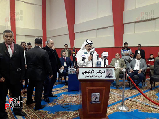 وزير الرياضة يفتتح البطولة العربية للملاكمة ويكرم أسر الشهداء (11)