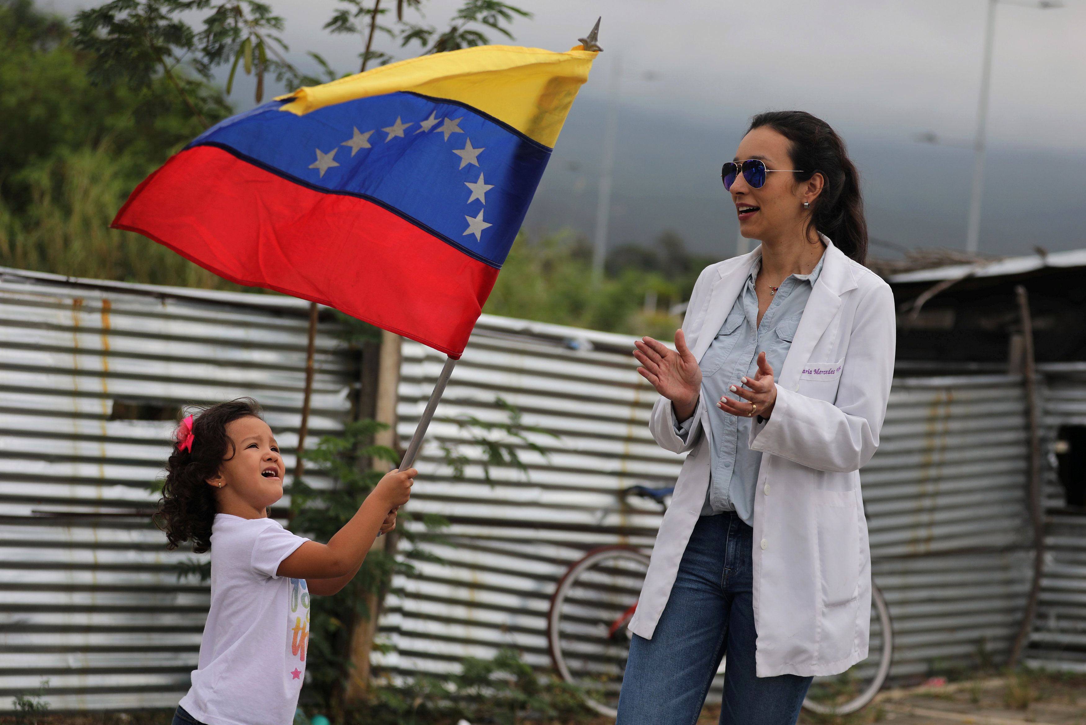 أطباء فنزويلا يحتجون بسبب الأوضاع المأساوية (3)