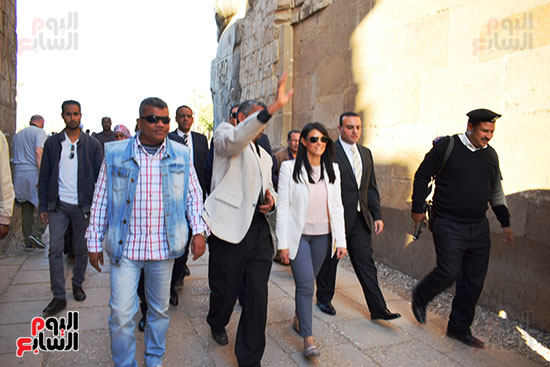 الدكتورة رانيا المشاط تزور معبد الأقصر (4)