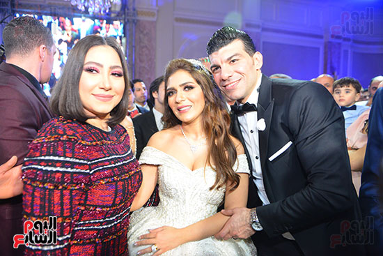 محمد حماقى وبوسى يشعلان حفل زفاف رشا الكيال وخالد هانى أباظة (14)