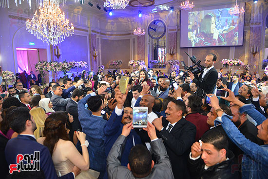 محمد حماقى وبوسى يشعلان حفل زفاف رشا الكيال وخالد هانى أباظة (19)