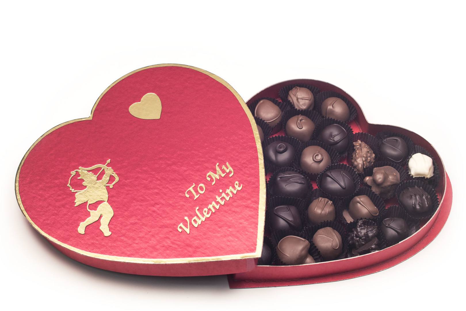 Cupid-and-Heart-Valentine-Chocolate-Box