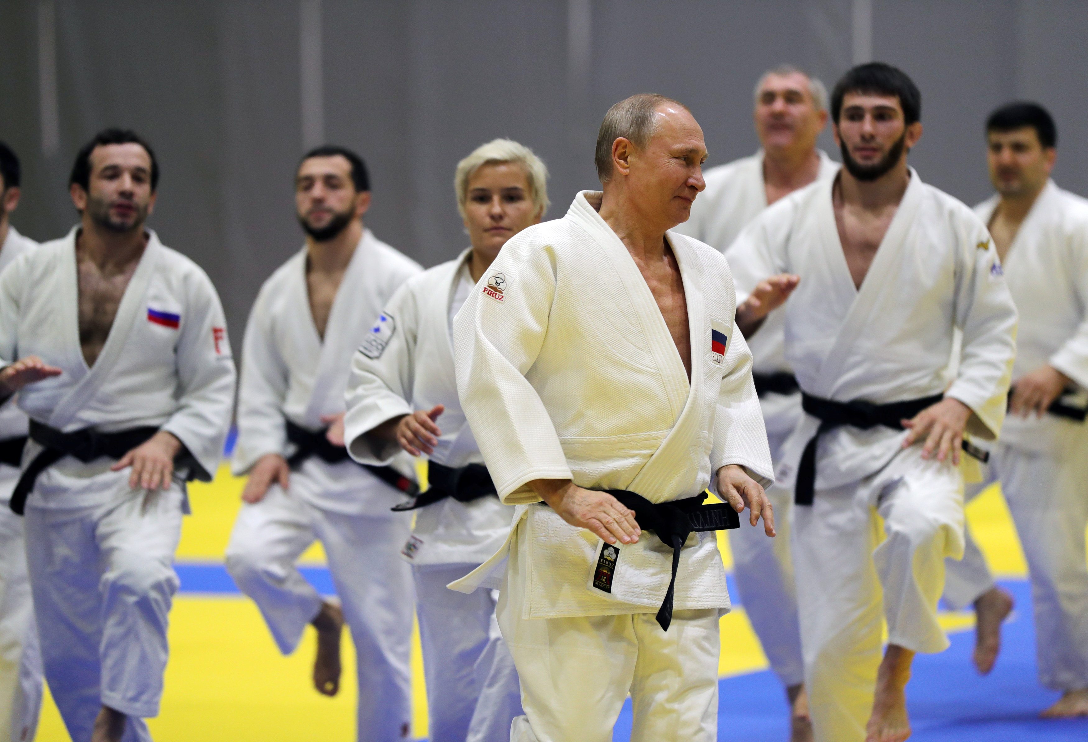 الرئيس الروسى يقود تدريبا للجودو