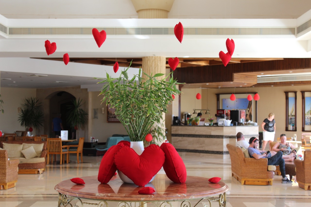 فنادق البحر الأحمر تحتفل بعيد الحب (1)