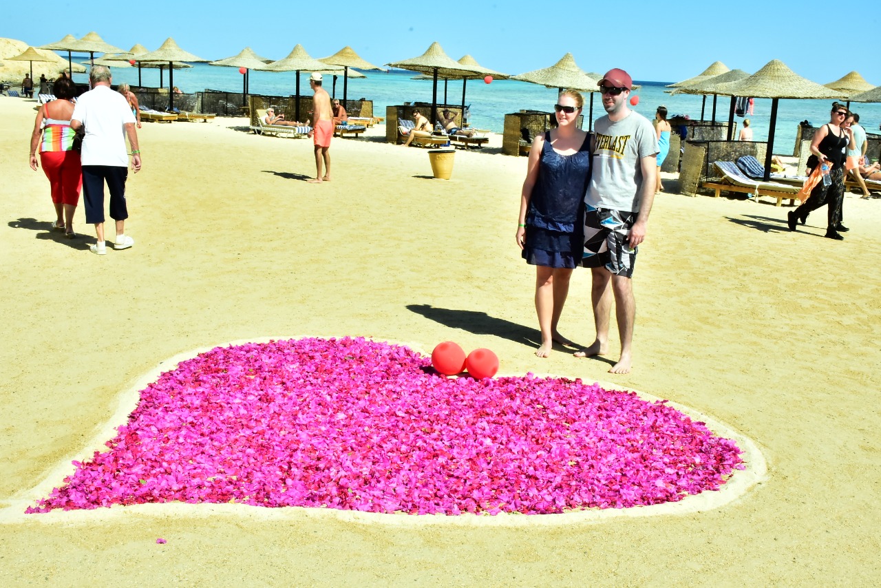 فنادق البحر الأحمر تحتفل بعيد الحب (5)