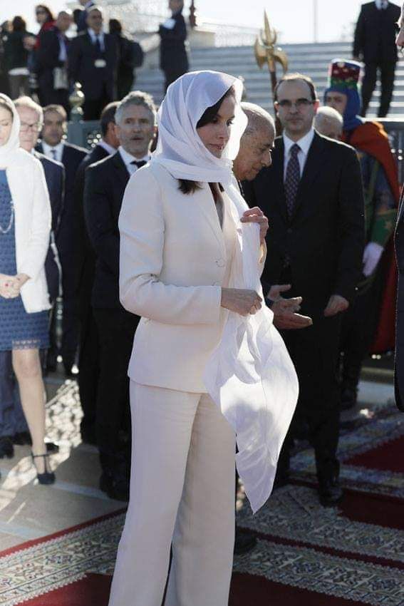 ملكة أسبانيا ترتدى الحجاب