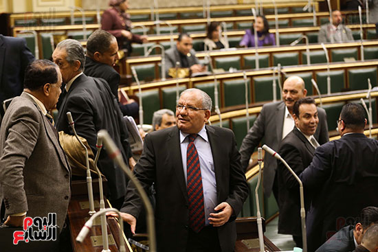 النواب خلال الجلسة العامة (5)
