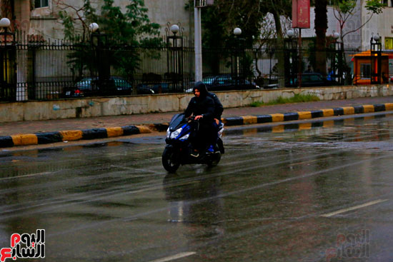 أمطار غزيرة على القاهرة والجيزة (8)