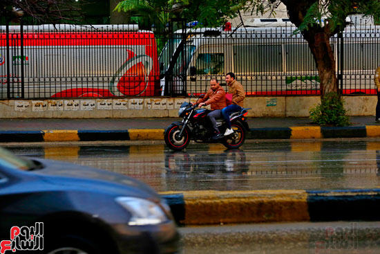 أمطار غزيرة على القاهرة والجيزة (10)
