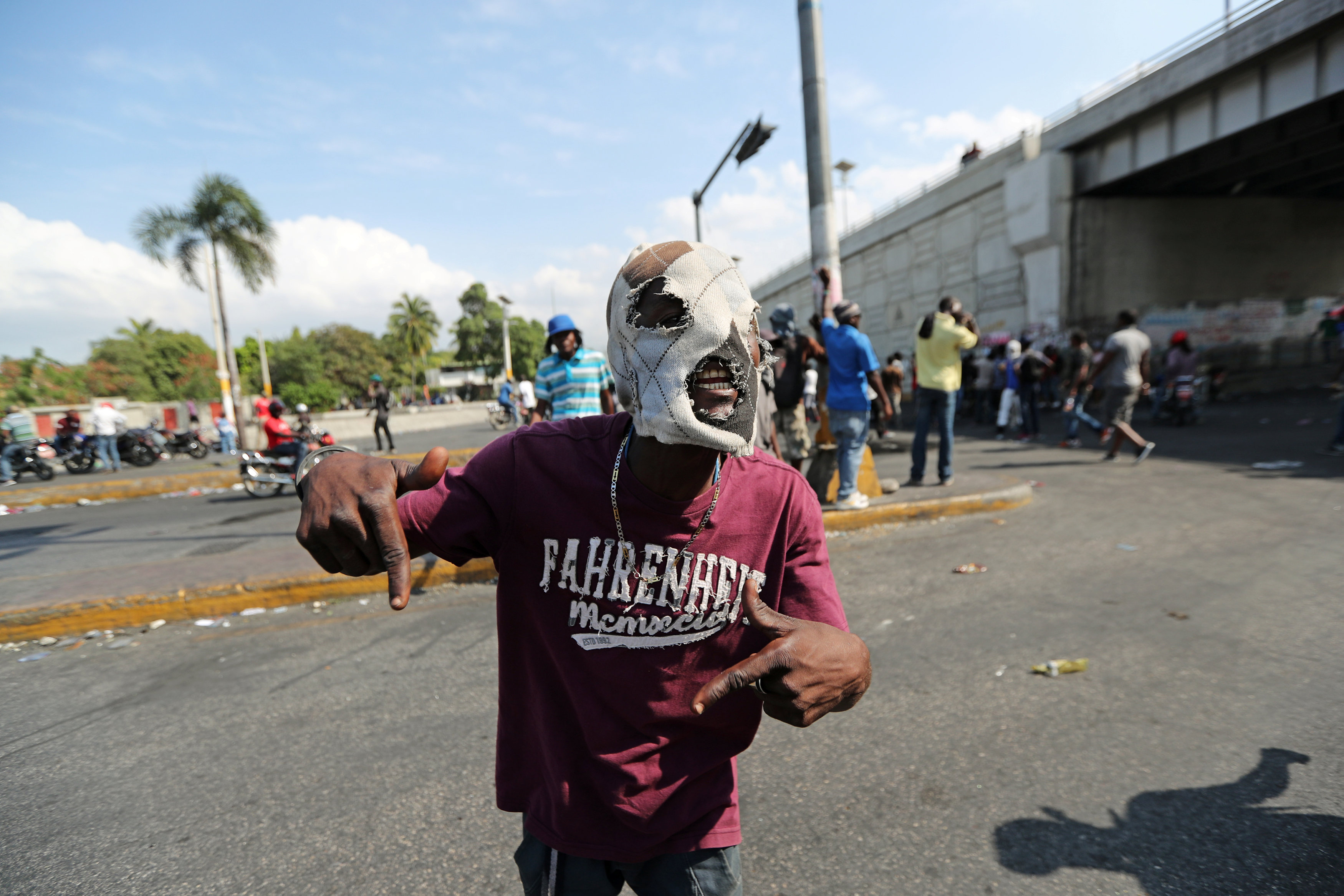 تجدد أعمال العنف فى هايتى  (7)