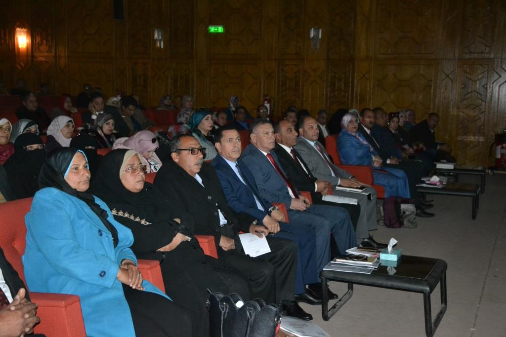 الإسماعيلية تستضف مؤتمر جائزة مصر للتميز الحكومى (5)