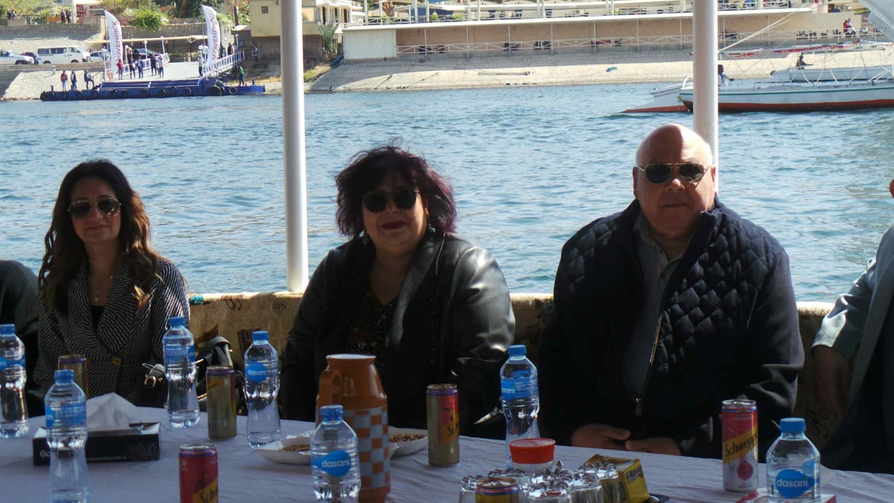 وزيرة الثقافة أثناء مشاركتها بديفيليه المراكب النيلية  (6)