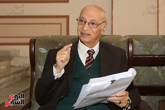المستشار محمد الشناوى نائب رئيس المحكمة الدستورية السابق (1)