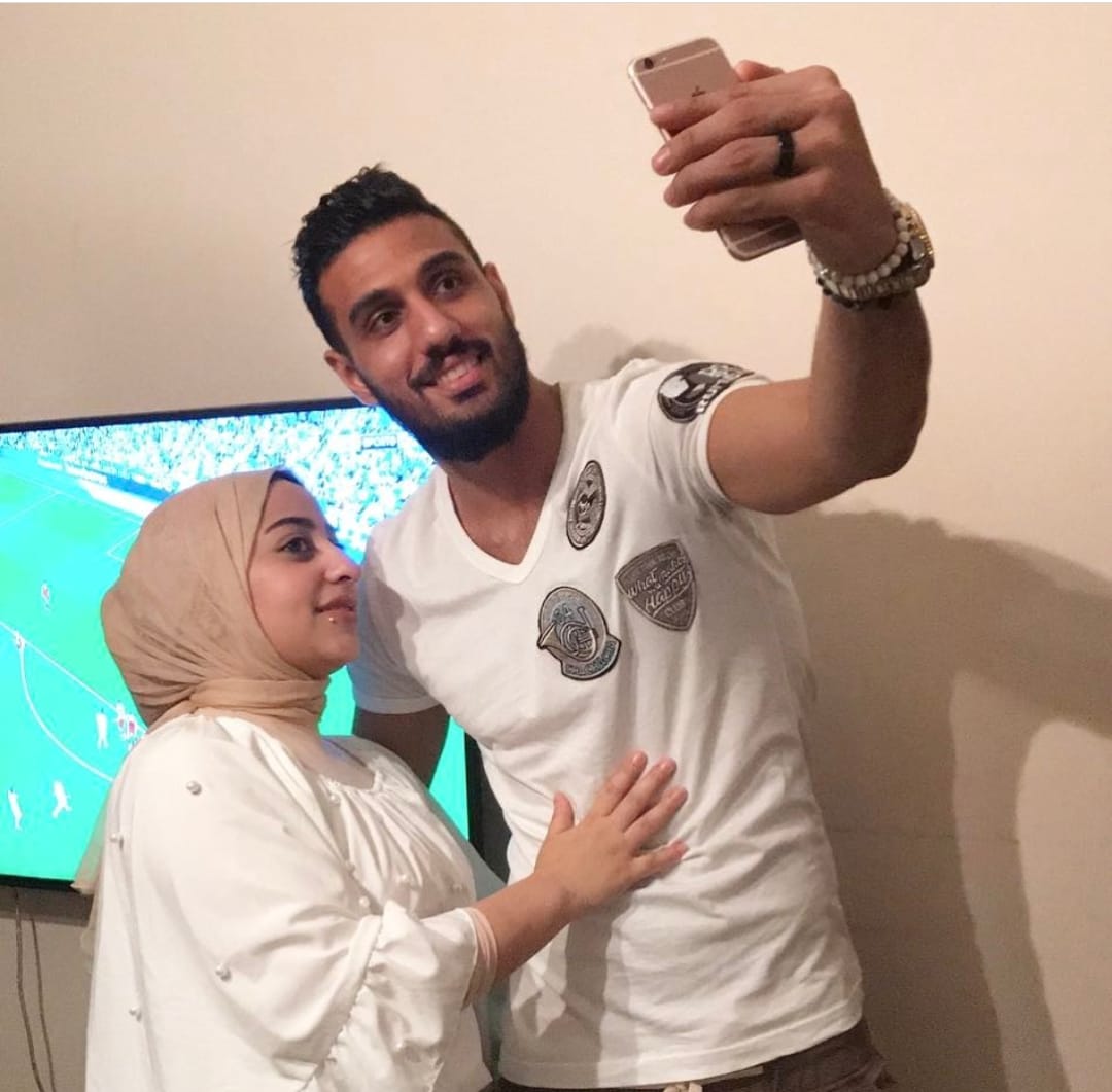 أحمد الشناوى و زوجته