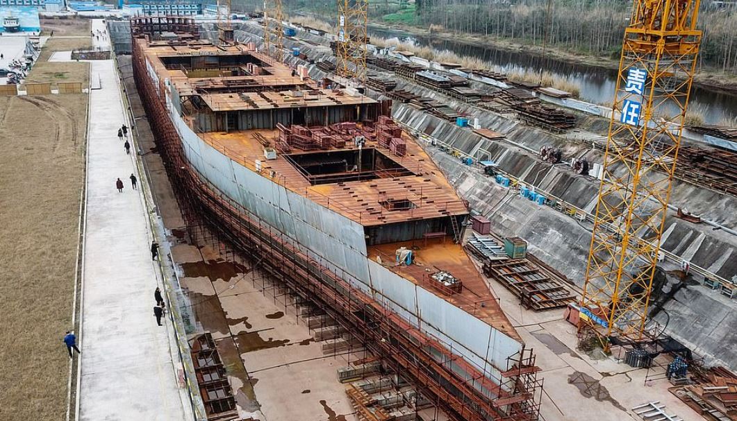 شركة صينية تبنى سفينة تيتانيك مرة آخرى (8)