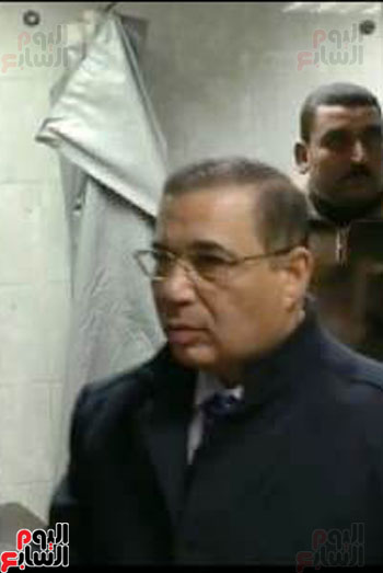 محافظ القاهرة يتفقد مصابى الحادث الإرهابى (5)