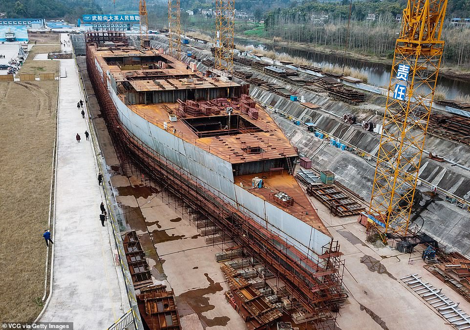 شركة صينية تبنى سفينة تيتانيك مرة آخرى (1)