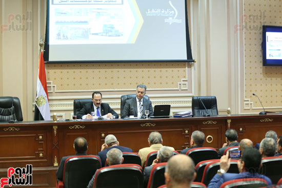 النائب هشام عبد الواحد رئيس لجنة النقل والمواصلات بمجلس النواب (1)