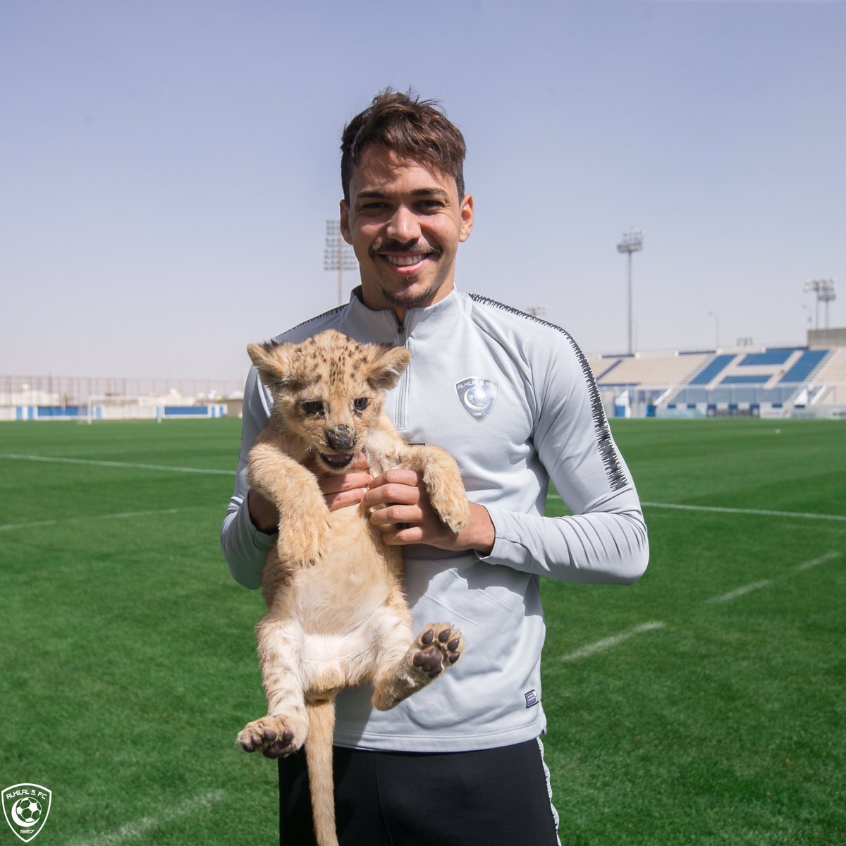 الهلال السعودي (3)