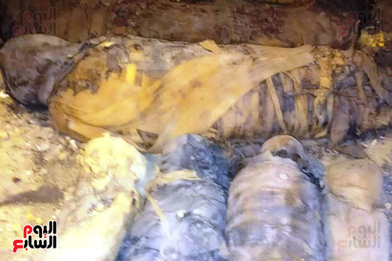 المومياوات المكتشفة بمقابر تونة الجبل فى المنيا (26)