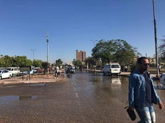 غرق ميدان المحطة وديوان محافظة أسوان  (4)