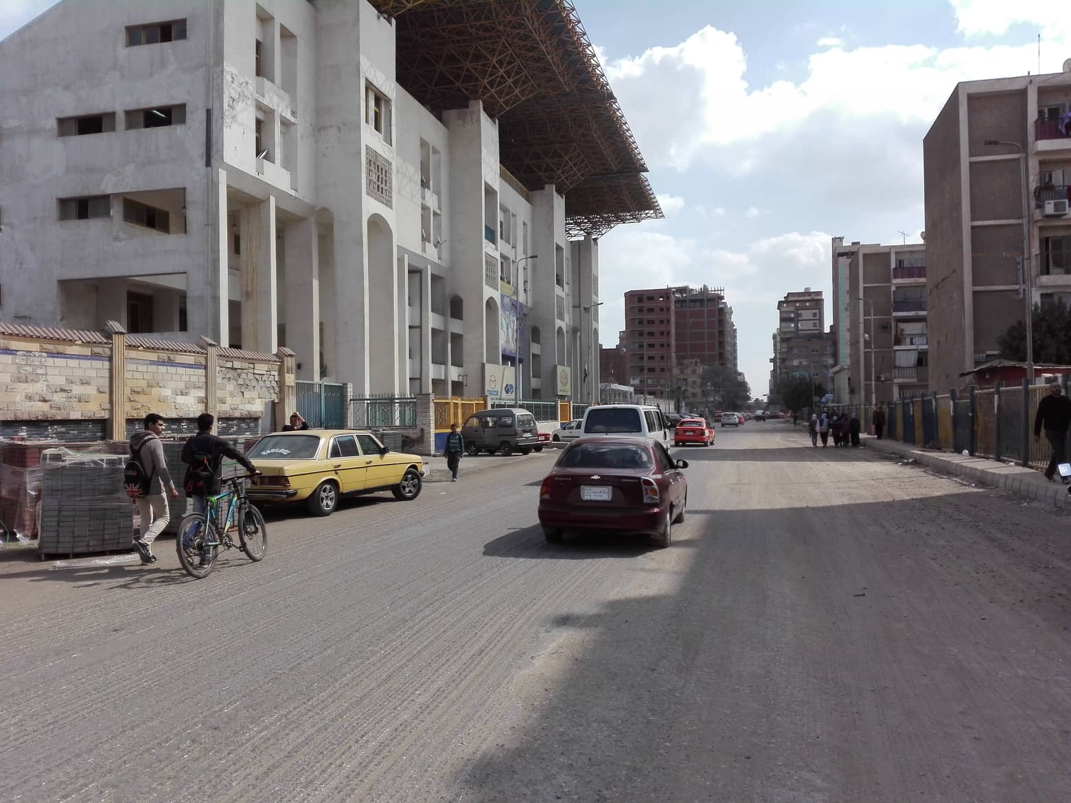 محافظ الإسماعيلية يتفقد أعمال التطوير والتجميل بشوارع المحافظة استعدادًا لأمم أفريقيا (6)