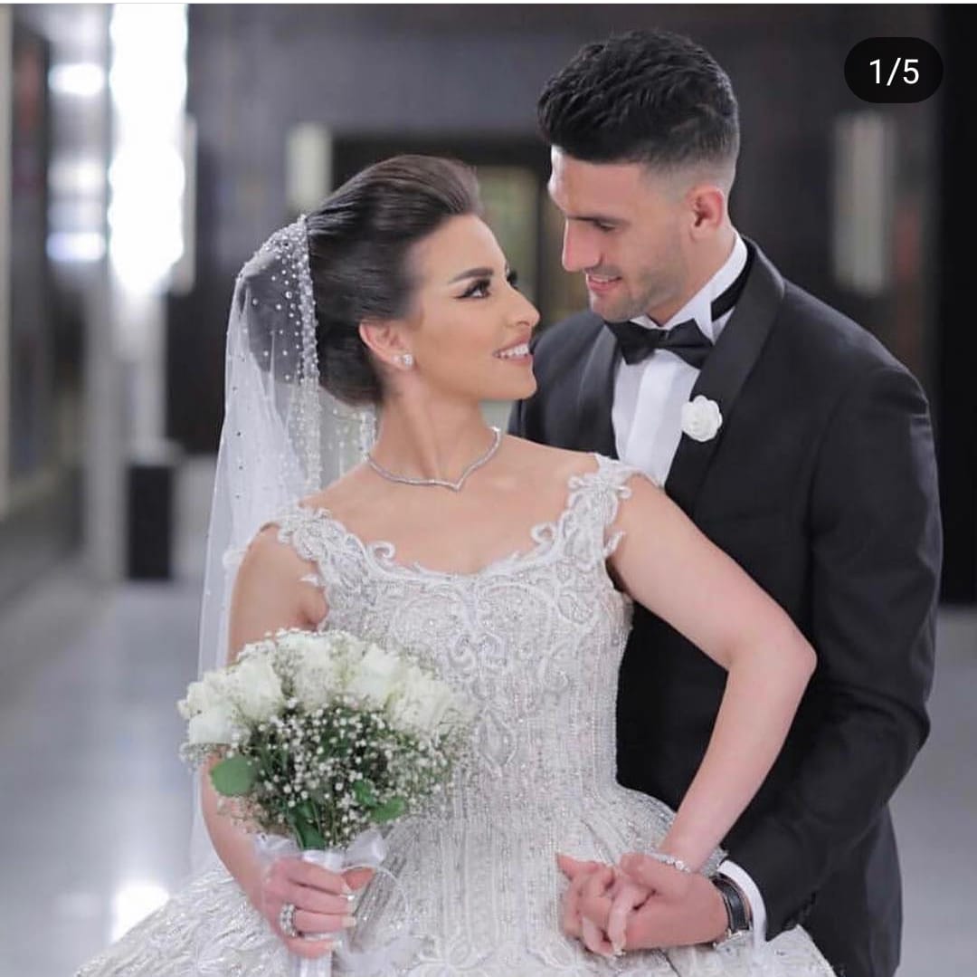 محمد عواد و زوجته يوم الزفاف