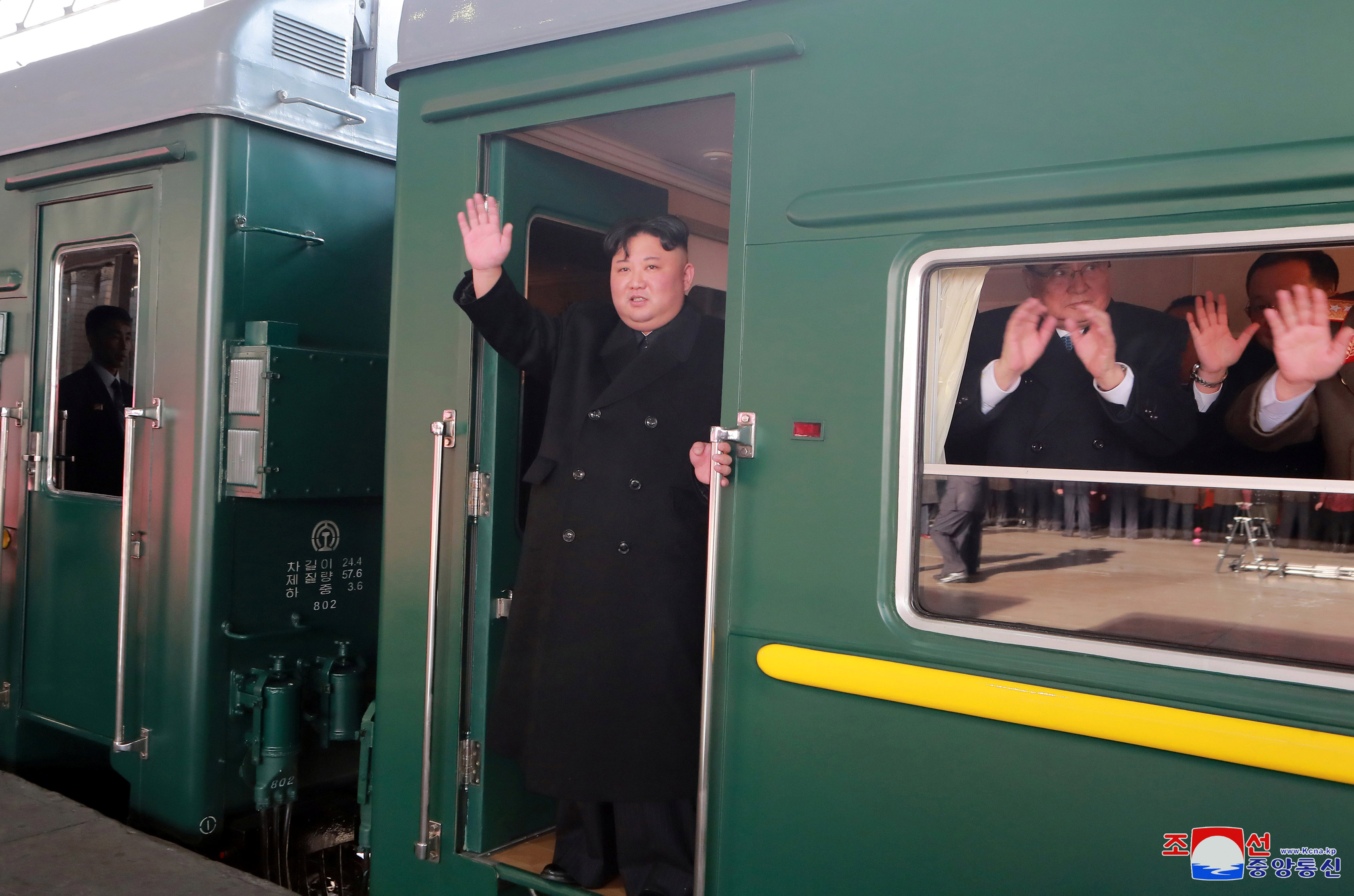 زعيم كوريا الشمالية يغادر بالقطار (3)