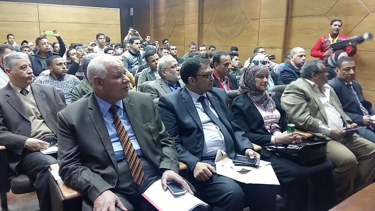 مبادرة صنايعية مصر بجامعة بنها (6)