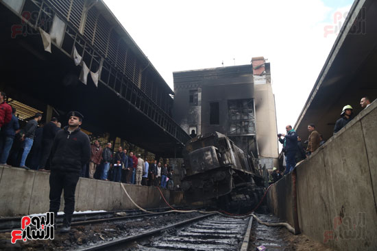 بالصور القصة الكاملة لأسباب حادث حريق محطة مصر 44837-حريق-مح