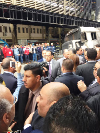 رئيس الوزراء فى محطة مصر (22)