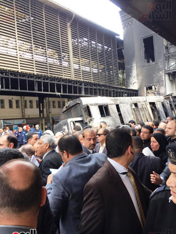رئيس الوزراء فى محطة مصر (10)
