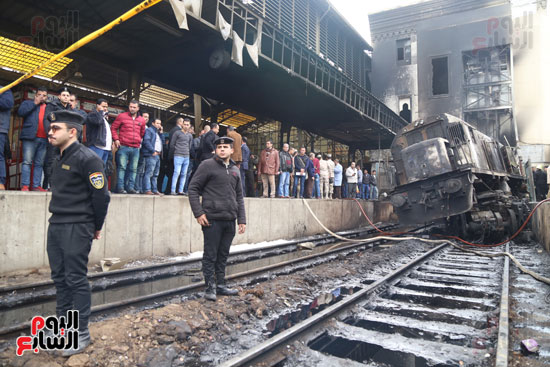 بالصور القصة الكاملة لأسباب حادث حريق محطة مصر 74470-حريق-مح
