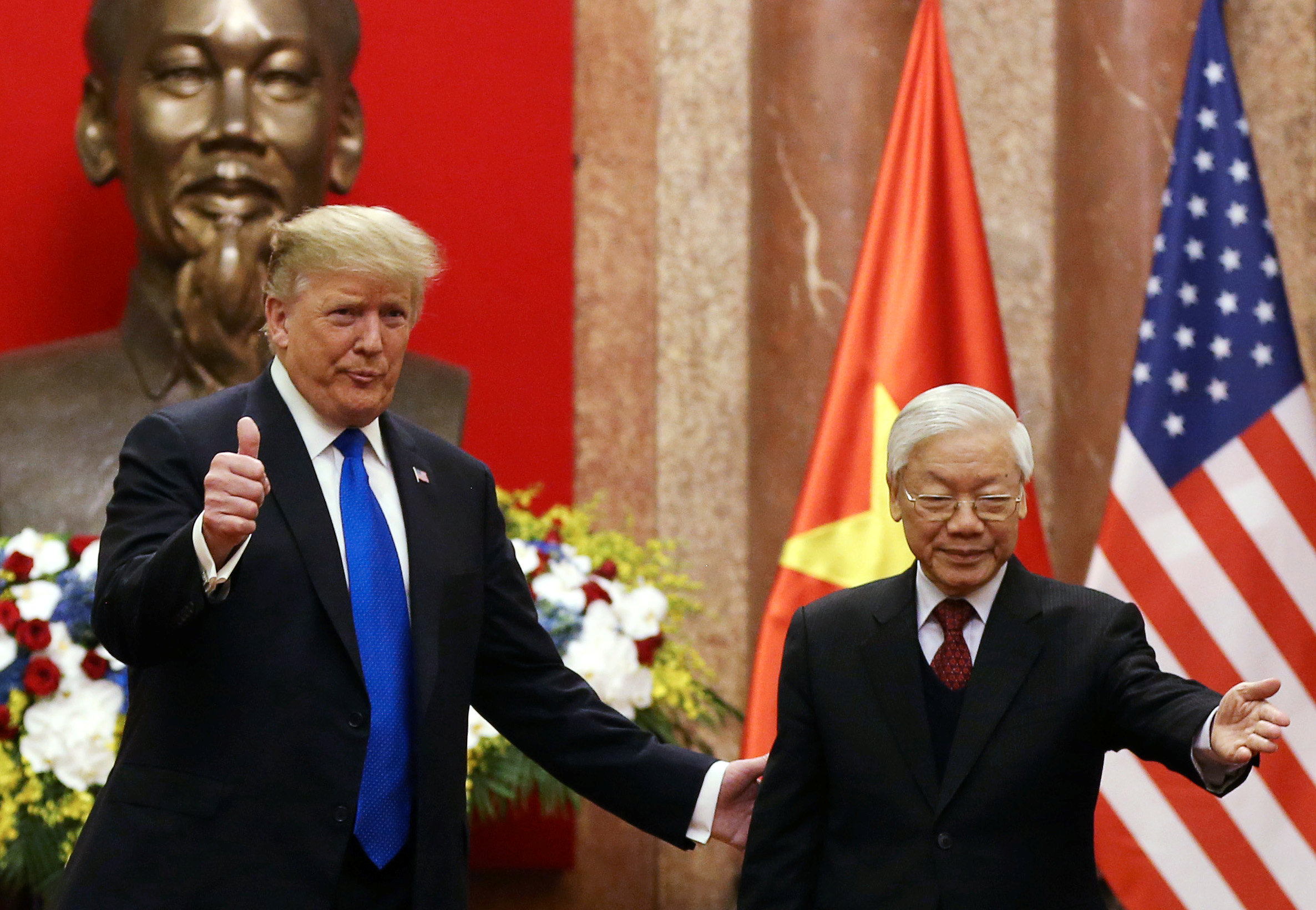 أثناء استقبال رئيس فيتنام لنظيره الأمريكى