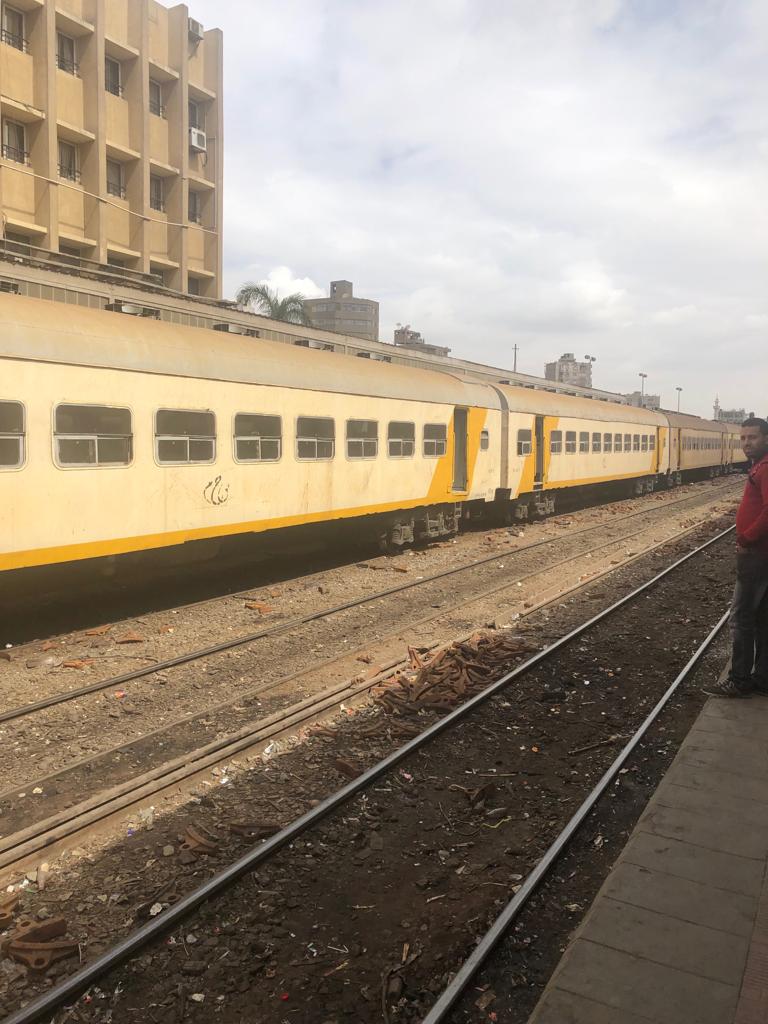 عودة حركة القطارات لطبيعتها بمحطة مصر (13)