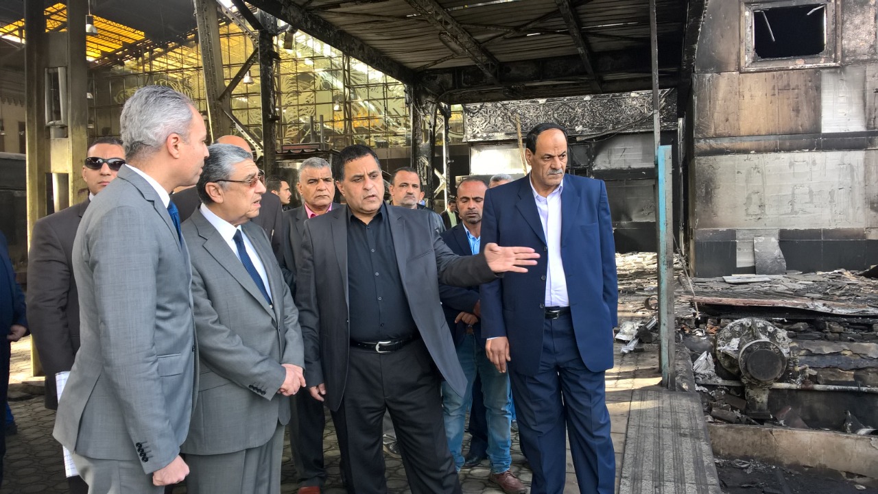 وزير الكهرباء يتابع انتظام العمل بمحطة مصر (4)