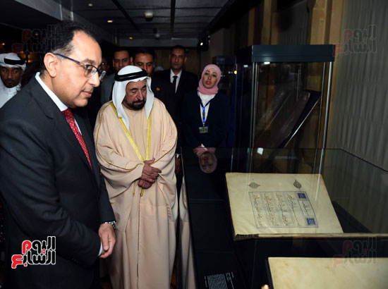 رئيس الوزراء وحاكم الشارقة يفتتحان مبنى دار الكتب بباب الخلق بعد ترميمها  (28)