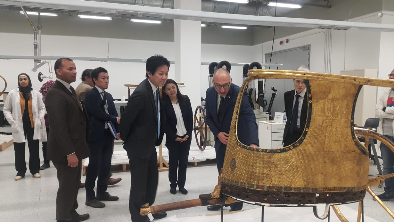 مستشار رئيس الوزارء اليابانى يزور المتحف المصري الكبير  (3)