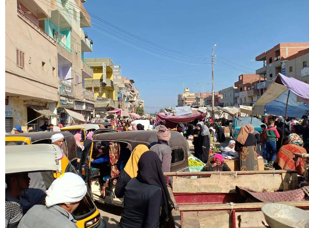 سوق الثلاثاء بمدينة أولاد صقر بالشرقية (1)