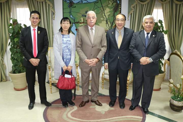 محافظ جنوب سيناء ورئيس شركات السياحية اليابانية (1)